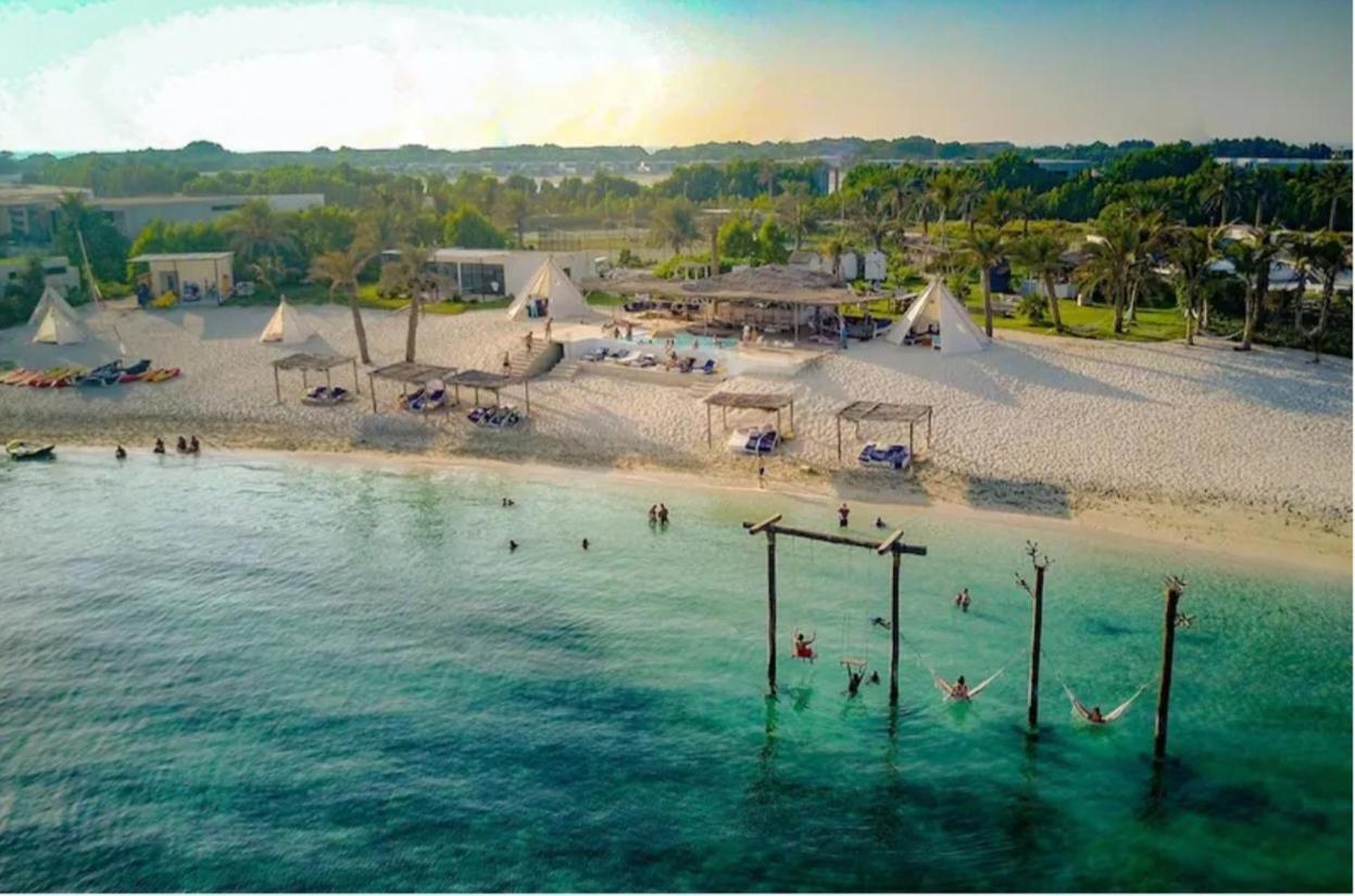 Corniche Street - Superb Lovely Albergue *