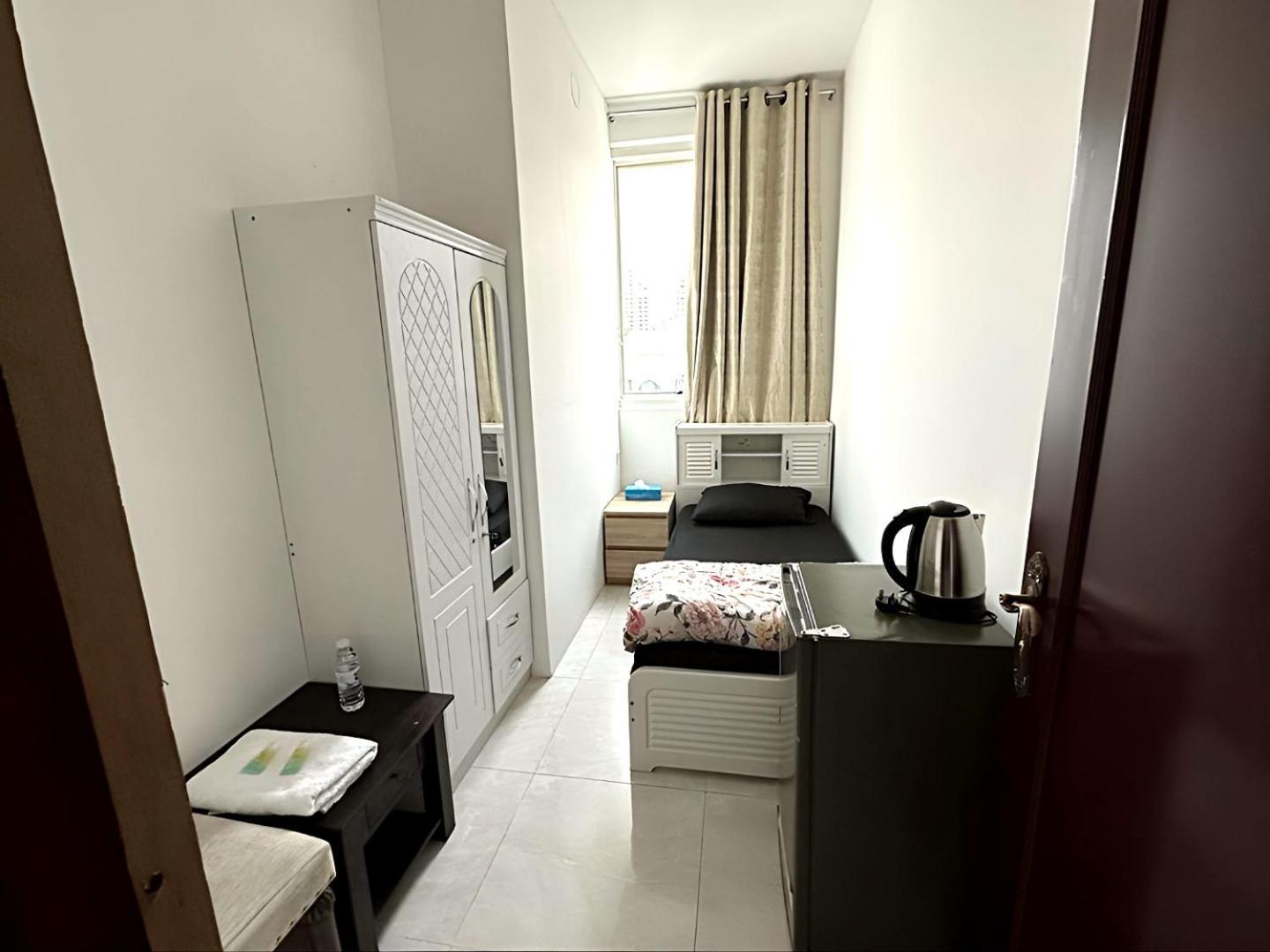 Hostel Corniche Street - Superb Lovely Abu Dhabi