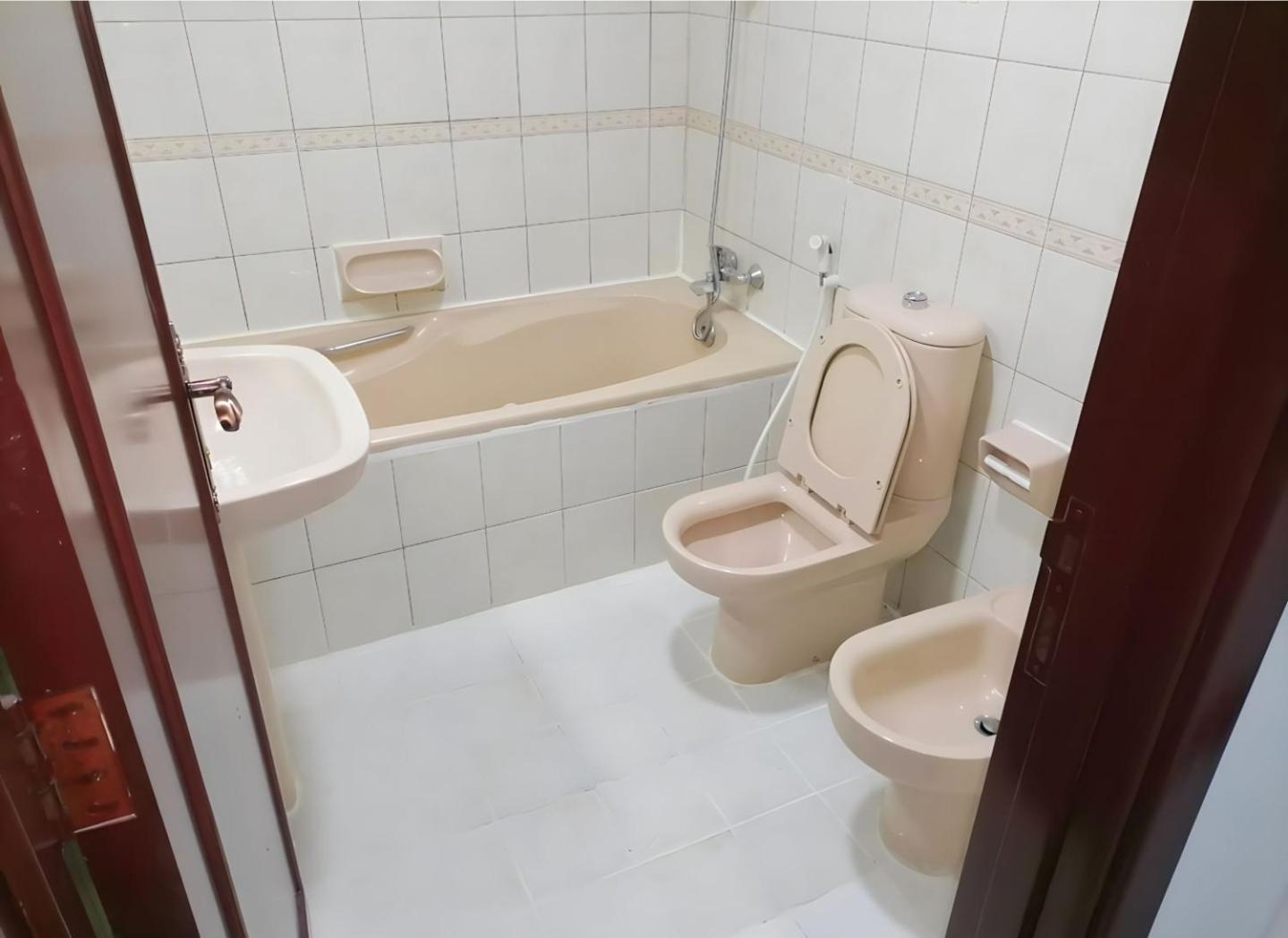 Hostel Corniche Street - Superb Lovely *